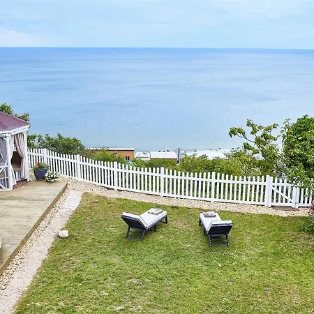 Villa будинок біля моря з басейном для 7 гостей - 3 спальні *