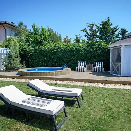 Villa будинок біля моря з басейном для 7 гостей - 3 спальні *